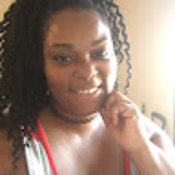 Meet your Posher, Tamara - Picture 1 of 1